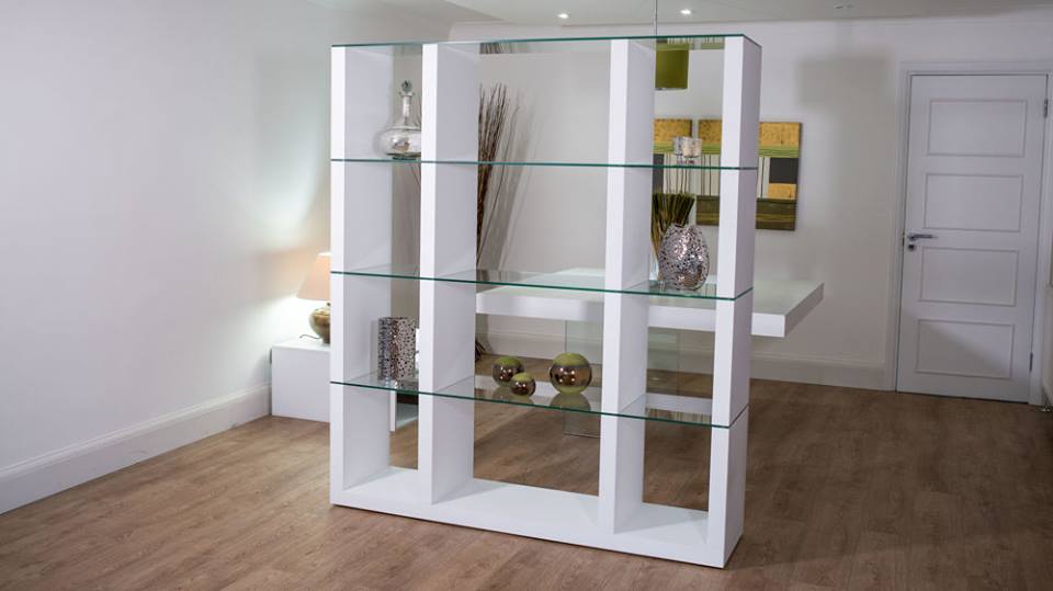 glass wall shelves