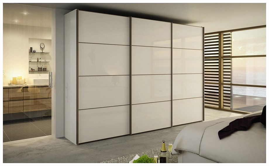 white bedroom cupboard