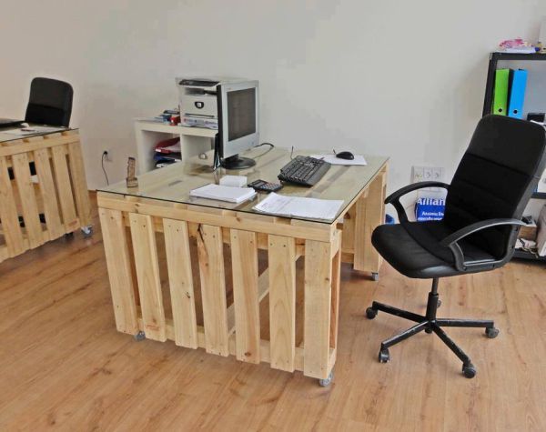 pallet office room 