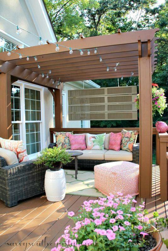 southern style outdoor patio