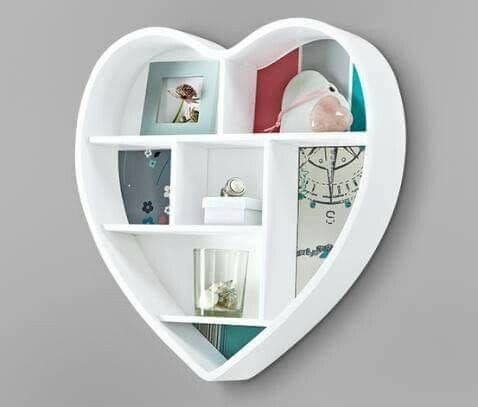 heart shaped wall shelf