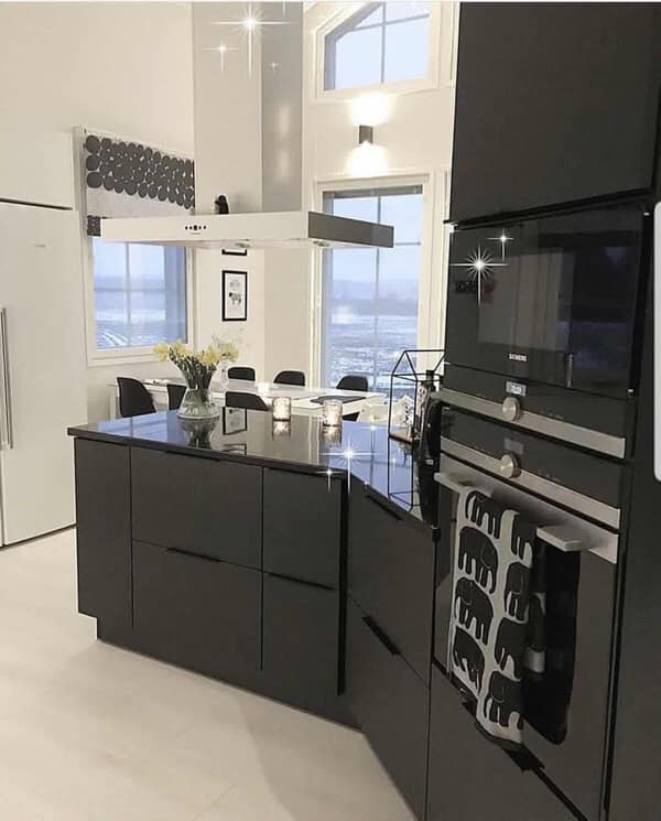 black kitchen