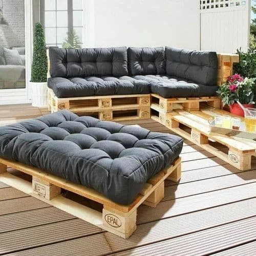 pallets bed